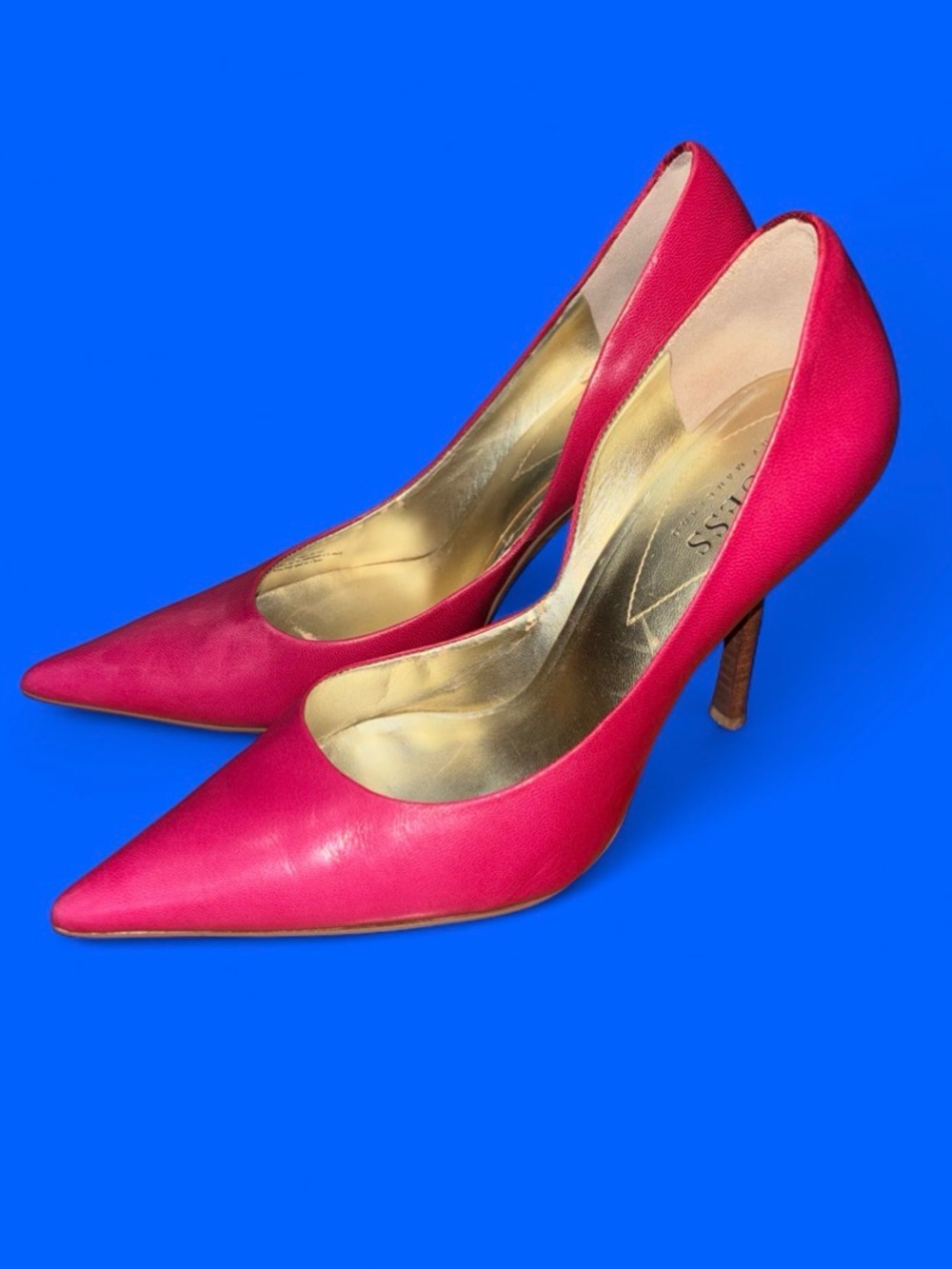 Guess Fuschia Patent Leather Heels Size 7M